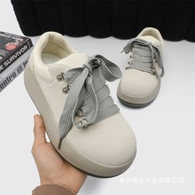 圆头面包鞋男款低帮潮男穿搭冬季厚底增高板鞋防滑耐磨休闲运动鞋