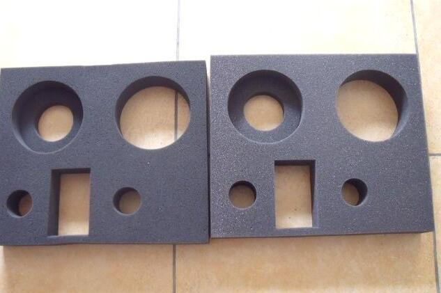 厂家供应黑色20密度低密度包装缓冲海绵/礼品盒包装海绵成型