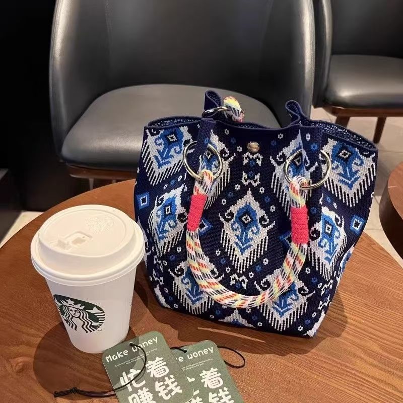 Bolsa de punto bolsas de dibujos animados para mujeres lindas bolsas de regalo de mano bolsas de bocadillos prácticas versátiles bolsas de cubo baratas gran capacidad