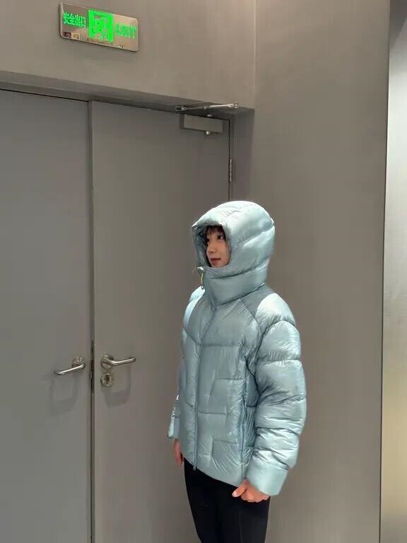 许开心羽绒服5000gt太阳石同款天池蓝玉雪粉色情侣款连帽羽绒服|undefined