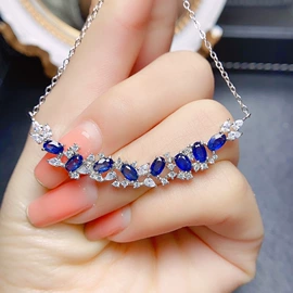 宝石手饰;宝石项饰;宝石耳饰