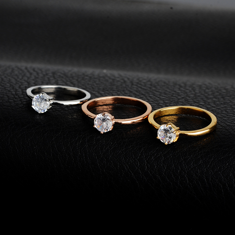 Simple six claw ladies ring fashion stainless steel wedding ring imitation diamond ring factory supply