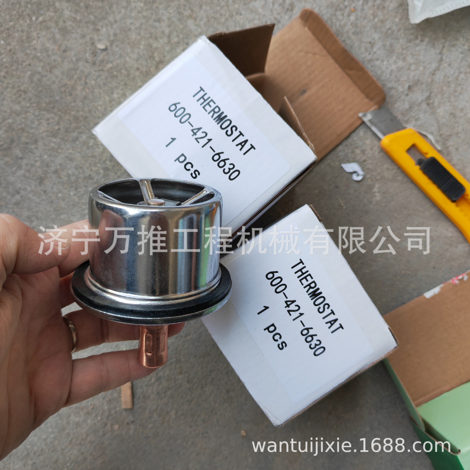 6D170 节温器 600-421-6630  WA480-6  节温器