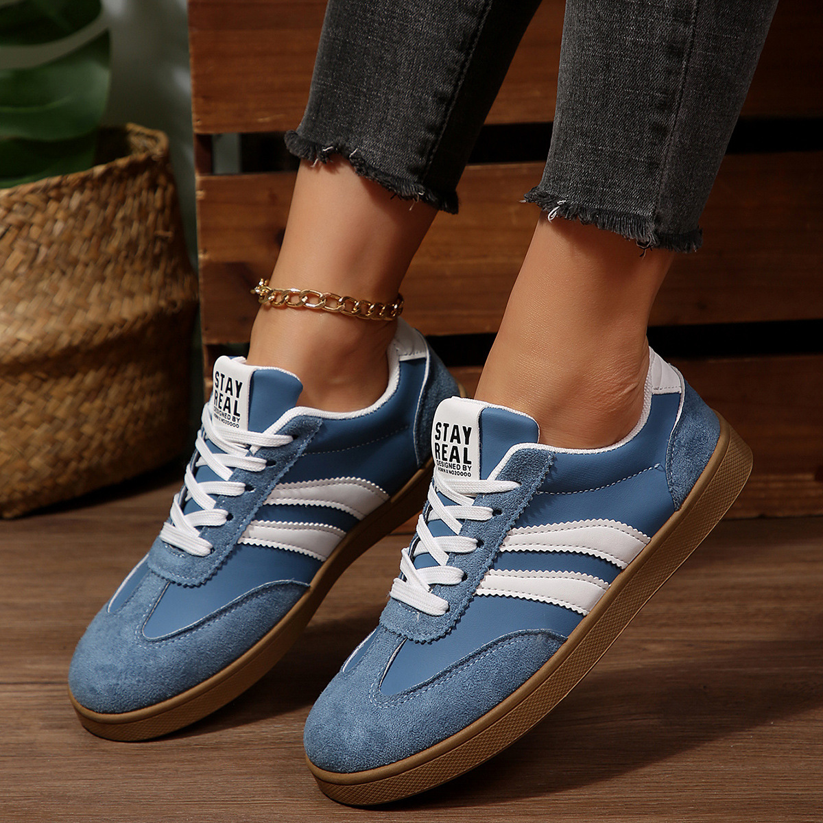 Gran tamaño de comercio exterior 2026 primavera y otoño transfronterizos skate casuales antideslizante zapatos de entrenamiento alemán universal zapatos deportivos ligeros zapatos de mujer