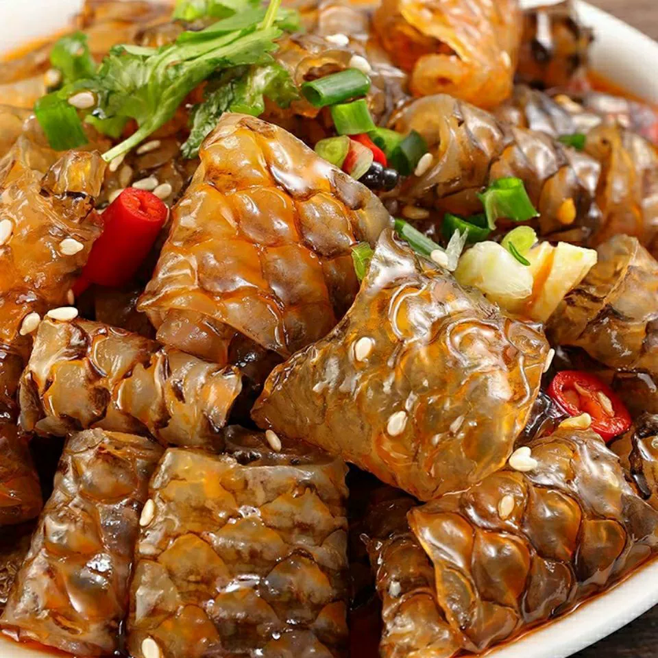 Сычуаньский вкус рыбий кожный красный масляный рулет из рыбий кожи 230 г готов к употреблению рыбий кожей оптом холодные блюда свежие замороженные продукты