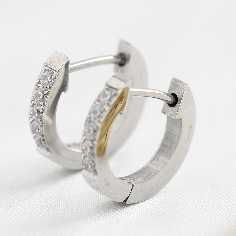 Simple Style Round Titanium Steel Artificial Rhinestones Earrings 1 Pair display picture 4