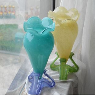 Xinke home medieval simple color matching flower shape glass vase hydroponic flower arrangement ornaments decorative flower
