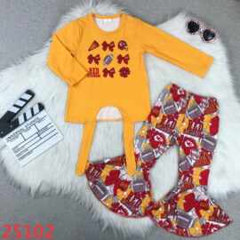 欧美精品店童装外贸批发黄色橄榄球蝴蝶结印花女孩球队套装