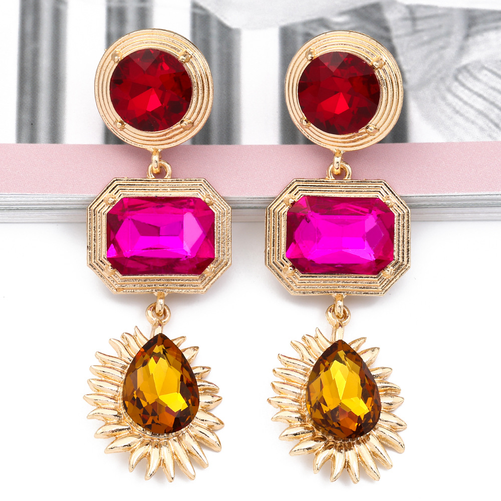Fashion Retro Exaggerated Geometric Color Diamond Earrings display picture 1