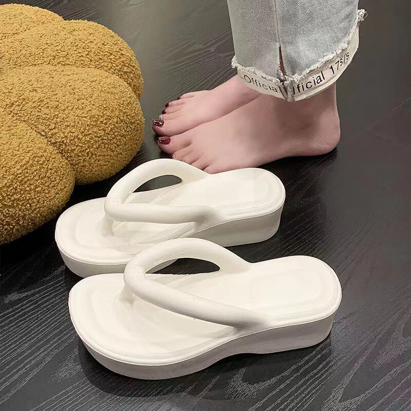 Thick bottom shit feeling flip-flops for women wear EVA clip-on sandals for lovers breathable slippers for home indoor beach Thick bottom shit feeling flip-flops for women wear EVA clip-on sandals for lovers breathable slippers for home indoor beach