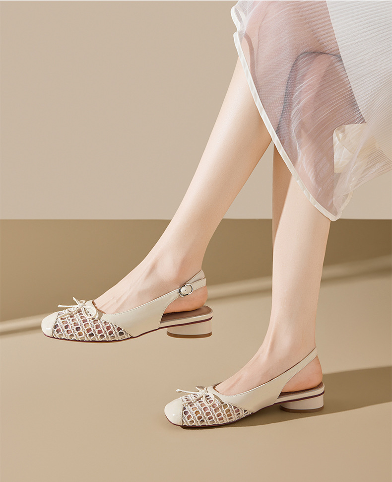 Sandal nữ mũi tròn quai ngang nơ bướm cổ điển, gót thấp thoáng khí — CV21 Bạc chi tiết 13