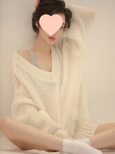 纯欲风氛围感白色v领上衣针织衫薄款镂空慵懒风设计感长袖毛衣女