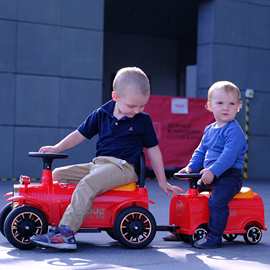贝多奇儿童网红小火车双人带斗充电可坐人幼儿男女宝宝电动汽车