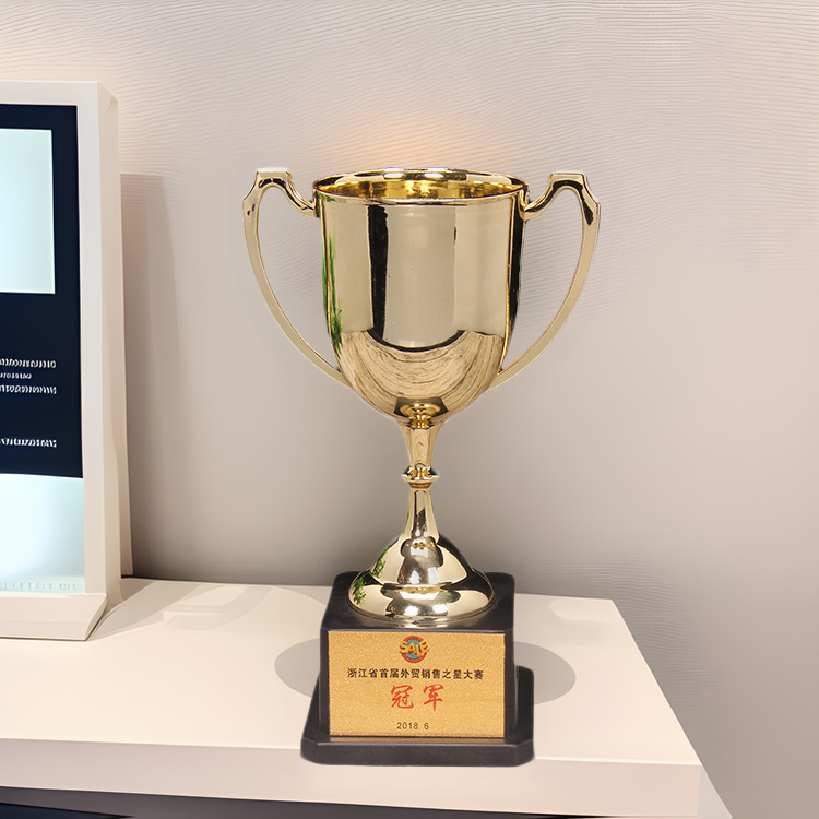 Trofeo personalizado, nuevo modelo sin tapa, artículos ejecutivos de plástico creativos, decoración para premios de competición, cristal conmemorativo.