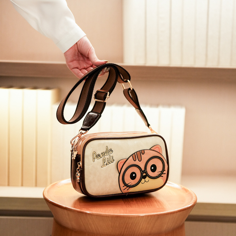 2026 nuevo lindo bolso cuadrado de dibujos animados bolso de mujer bolso de moda bolso de teléfono móvil bolso de hombro bolso pequeño