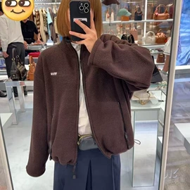 女式T恤;女式卫衣;羽绒服