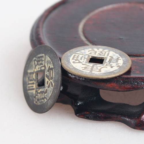 Manufacturer of 2.7cm brass copper coins, Five Emperors coins, antique coins, Feng Shui supplies, antique copper coins wholesale