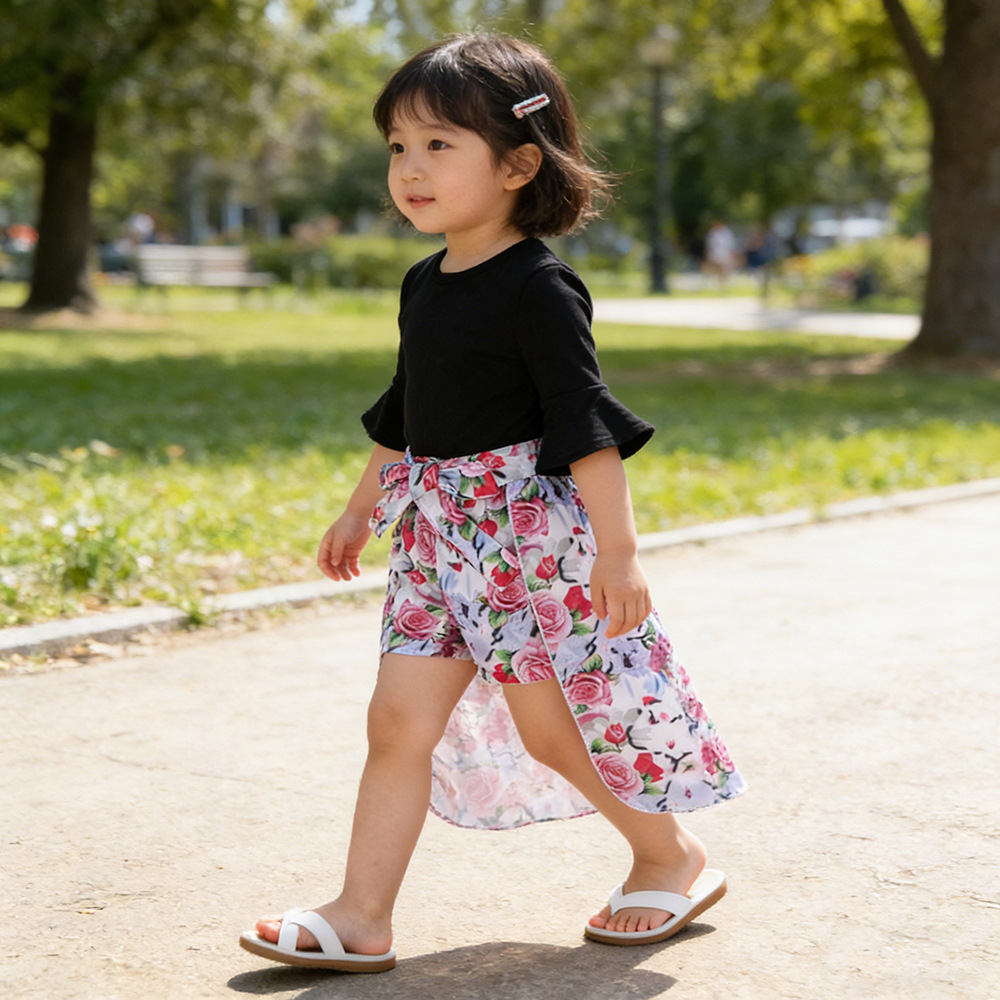 ins new children's clothing girls three-piece set Tide fan solid black T + floral shorts + swallowtail skirt Amazon ebay