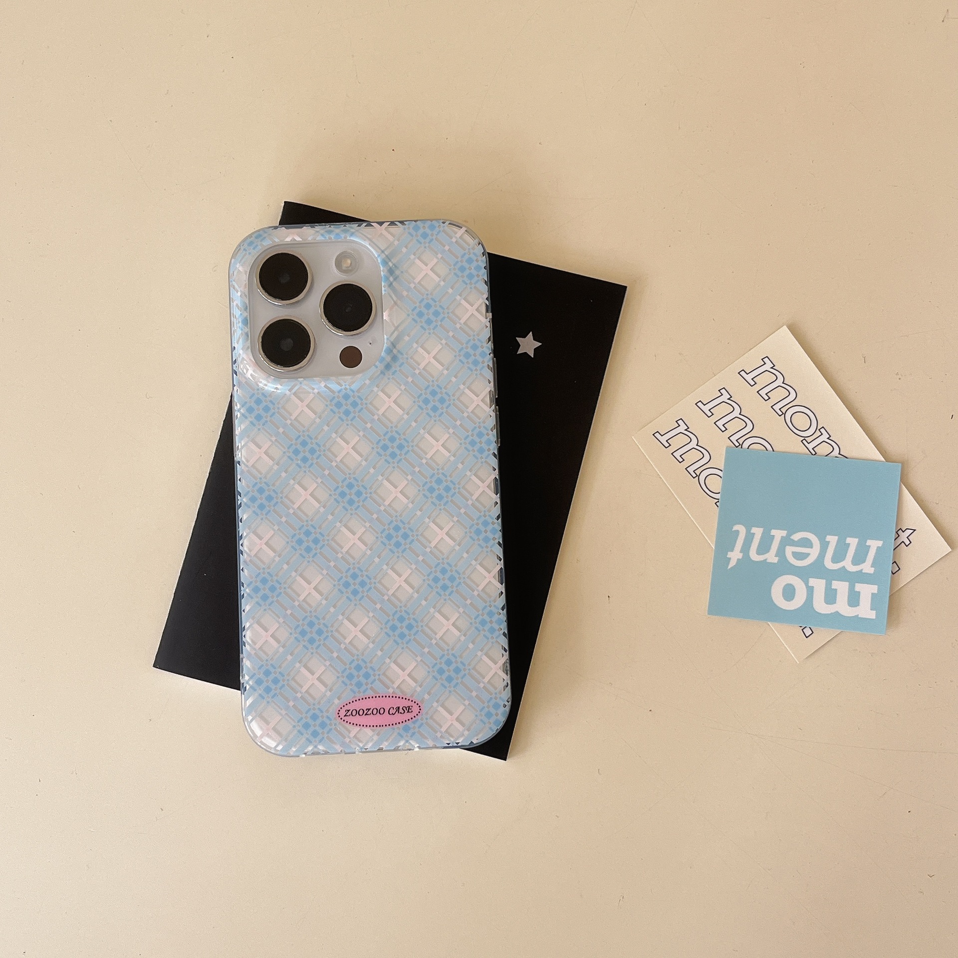 Pequeño patrón de cuadros azul y blanco fresco para iPhone15/16 funda para teléfono móvil 15ProMax Pareja 16Pro Mujer 14/13P
