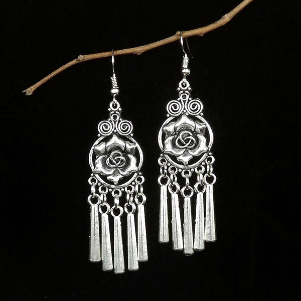 Ethnic accessory
