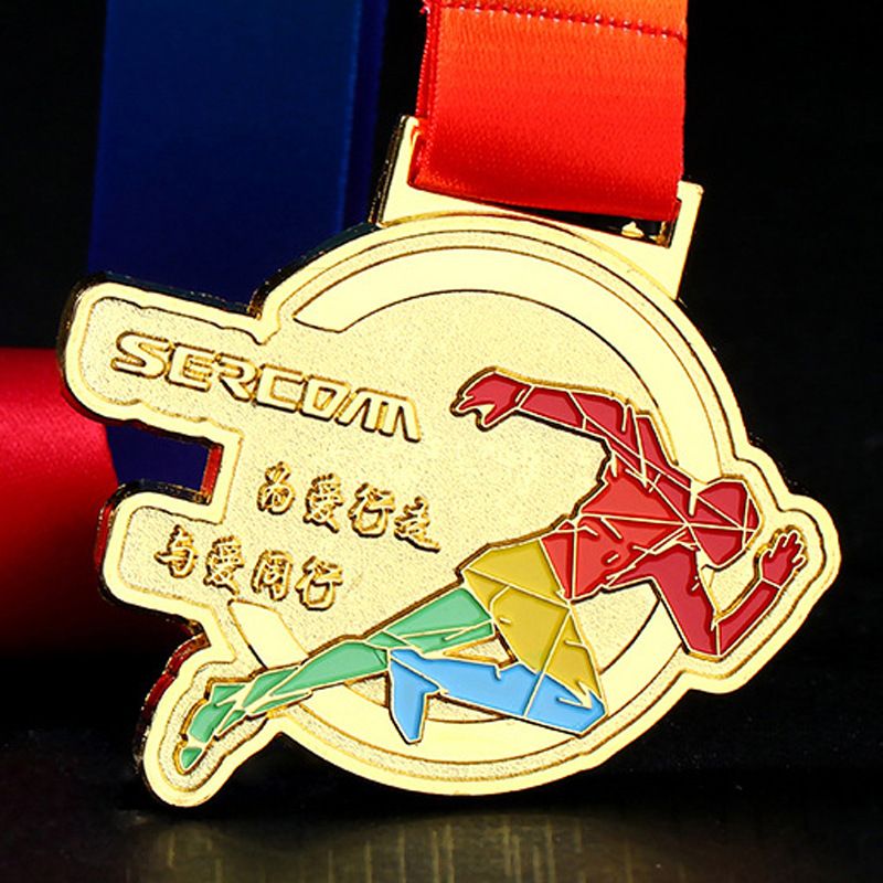 Fábrica en stock maratón en blanco creativo lista conmemorativa juegos lámina de oro medalla en forma especial logotipo personalizado