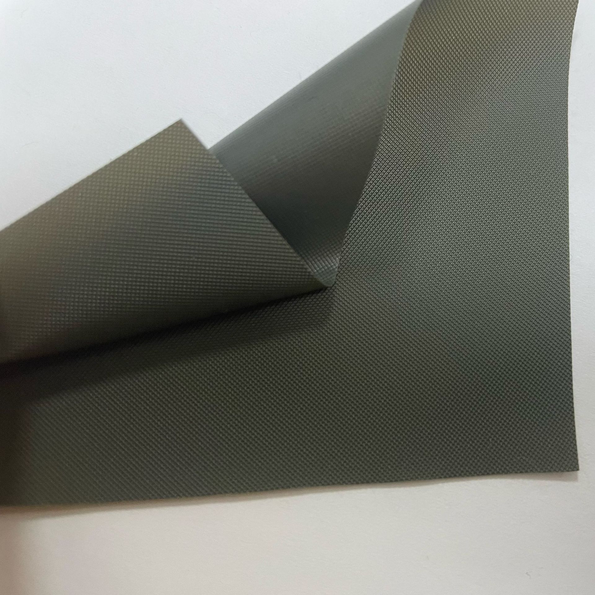 小钻石纹压纹军绿色PVC压延膜 乙烯基薄膜