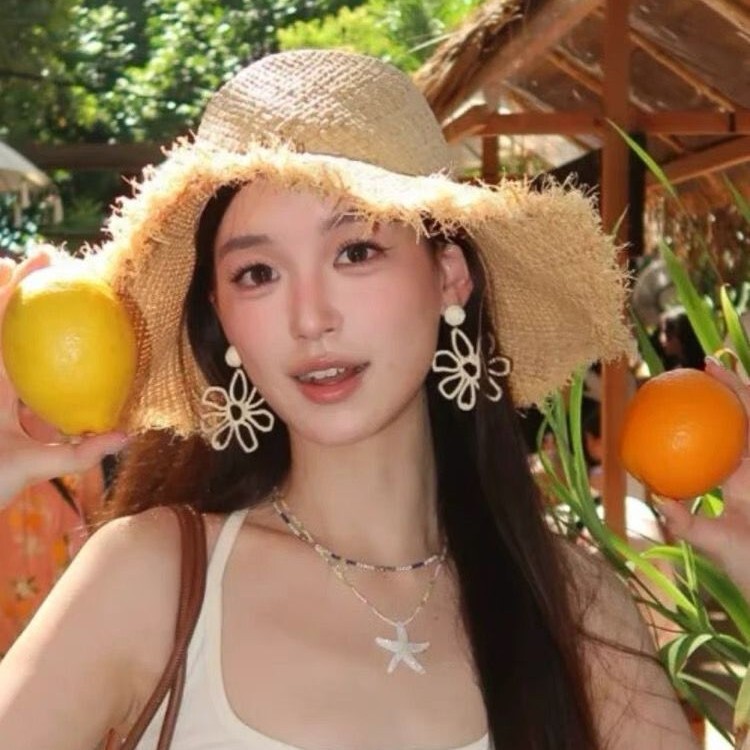 Holiday Dopamine Straw Cut Out Flower Earrings for Women, Seaside Resort Style, Beautiful Earrings, Personalized Exaggerated Earrings Q