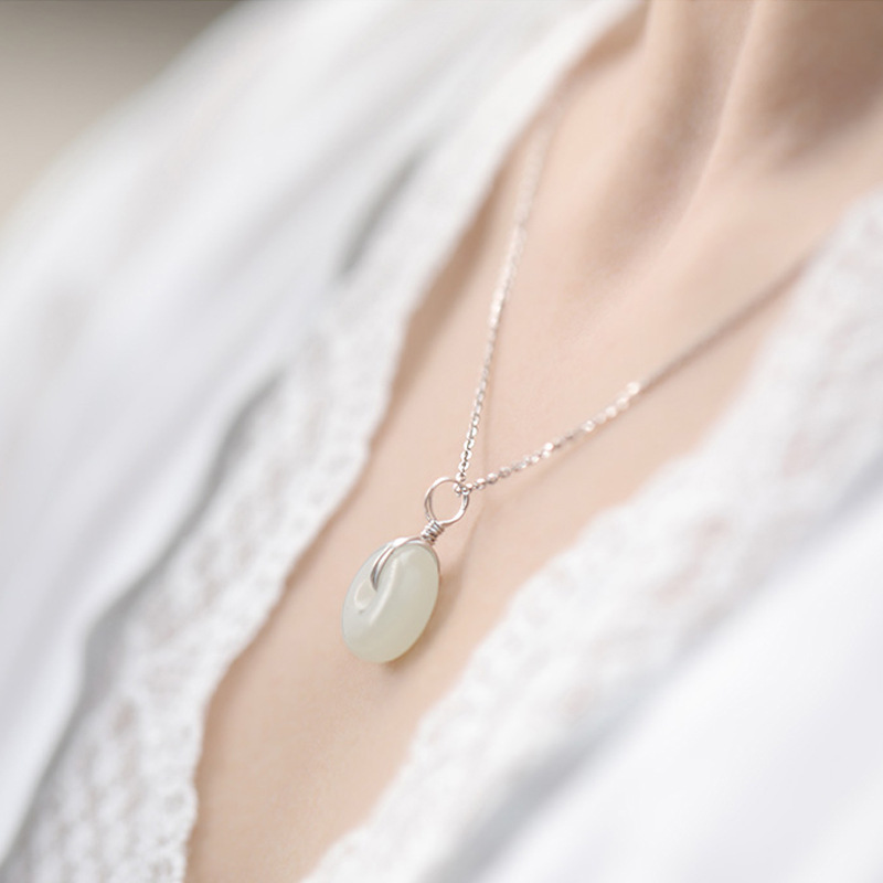 7g Weight 18K Gold Plated Plating Material Jade Inlay Material Necklace Classification cable chain Chain Type Elegant Round Stainless Steel 18k Gold Plated Jade Wholesale Necklace
