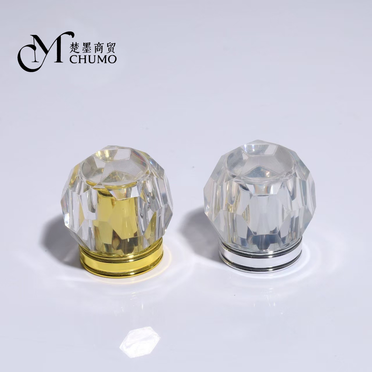 源头厂家供应15卡口螺口香水瓶通用亚克力塑料透明香水盖