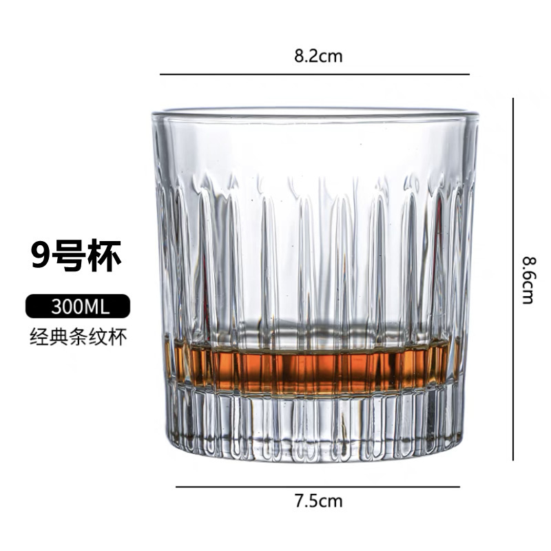 Fabricante directo de tazas de vino creativas europeas bar KTV tazas de whisky de alto valor ligero tazas de agua de vidrio de talla de lujo