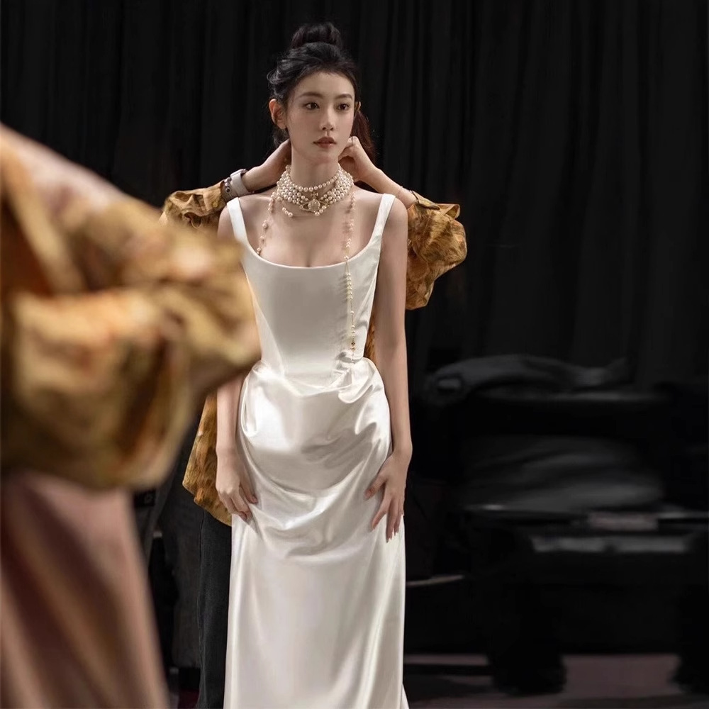 Satin Sexy Light Wedding Dress 2026 Spring New Bridal Engagement Niche Style French Satin Strap Dress