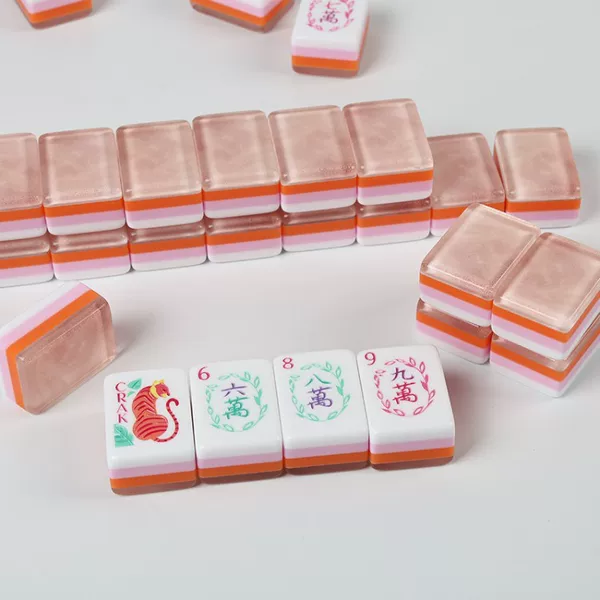 Cross-border acrylic crystal American mahjong, four-layer color-blocking, American-style leisure and entertainment, suitable for home and travel, wholesale