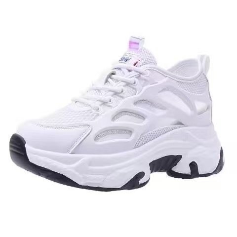 Modas de diseño hueco de moda zapatos de mujer 2026 nuevo verano malla ligera y transpirable zapatillas deportivas casuales al aire libre