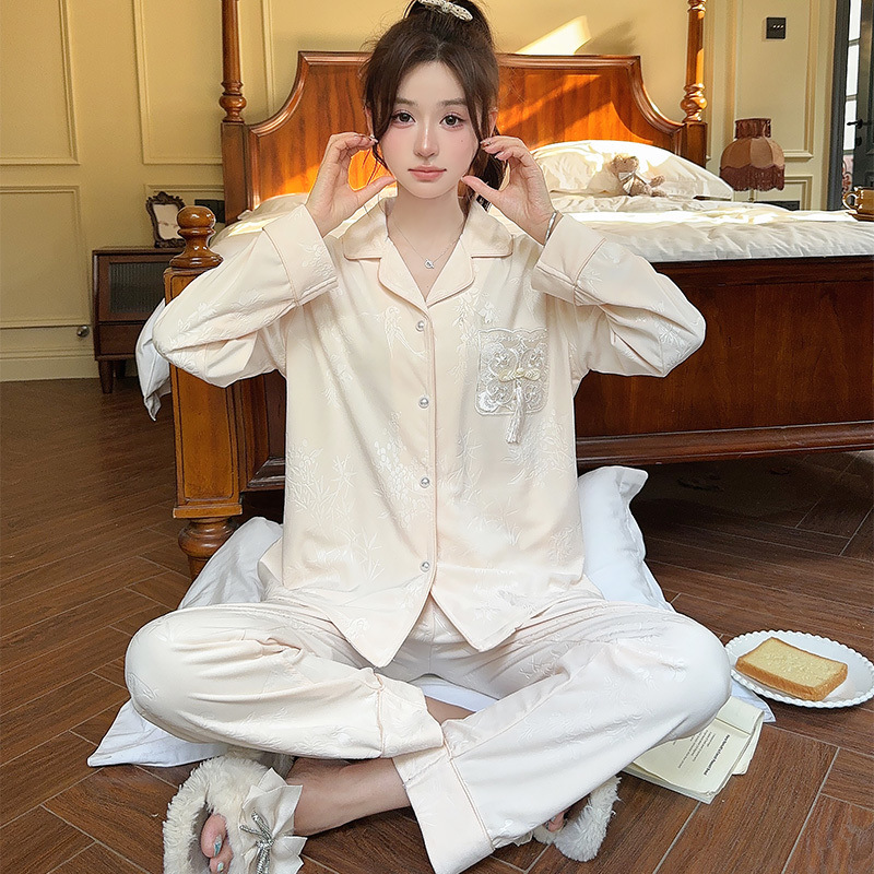 섬 벨벳 잠옷 여성의 가을과 겨울 새로운 긴 소매 2024 새로운 달콤한 공주 새로운 중국 스타일 홈 옷
