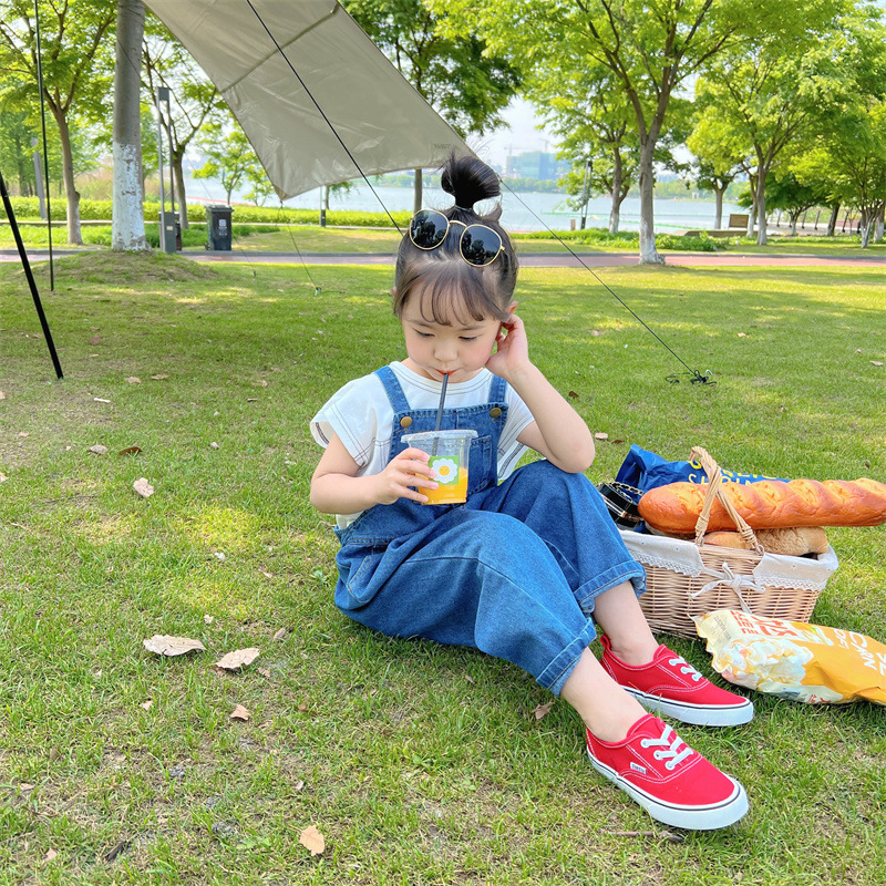 韩版童装儿童背带裤2023春秋夏季男女宝宝洋气休闲大口袋牛仔裤子详情8