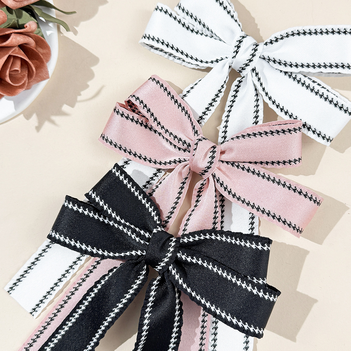 1 Piece Quantity Banquet, Date Occasion Ribbon Material Sweet Women's Bow Knot Ribbon Hair Clip