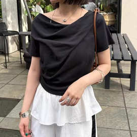 日单尾货小众设计感斜领露锁骨褶皱感修身显瘦百搭短袖T恤女 批发