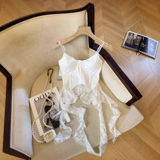 French Style Design Hot Girl Sling Lace Stitching Elegant Niche Irregular Slim-fit Slimming Pure Desire Top