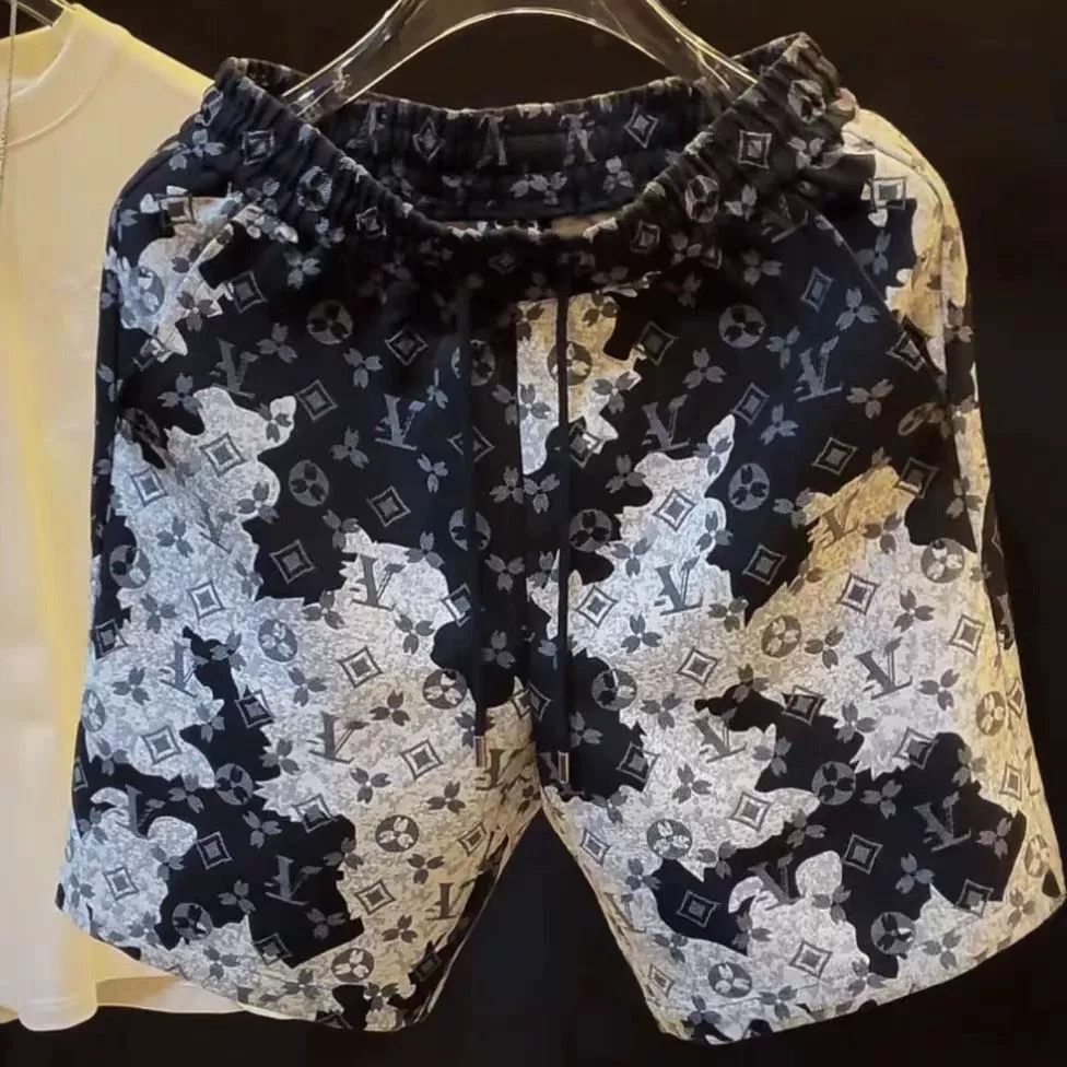 Модные брендовые летние новые повседневные шорты с принтом, модные свободные универсальные мужские шорты с пятью точками, пляжные шорты, модные