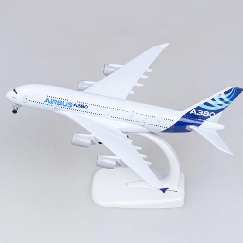 Modelo de avión de aleación de varios tamaños a380 Modelo de avión Airbus A380 Adornos de aviones de pasajeros Ventas de fábrica Productos calientes nacionales y extranjeros
