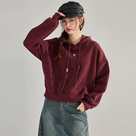 连衣裙;女式毛呢外套;其他短外套