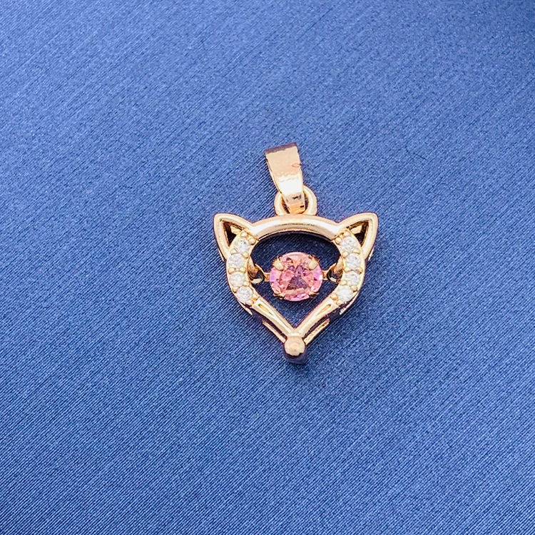 百種類のペンダントは心のままにファッションの経典を配合します。カップルの美しいペンダントは親友のアクセサリーを送ります。