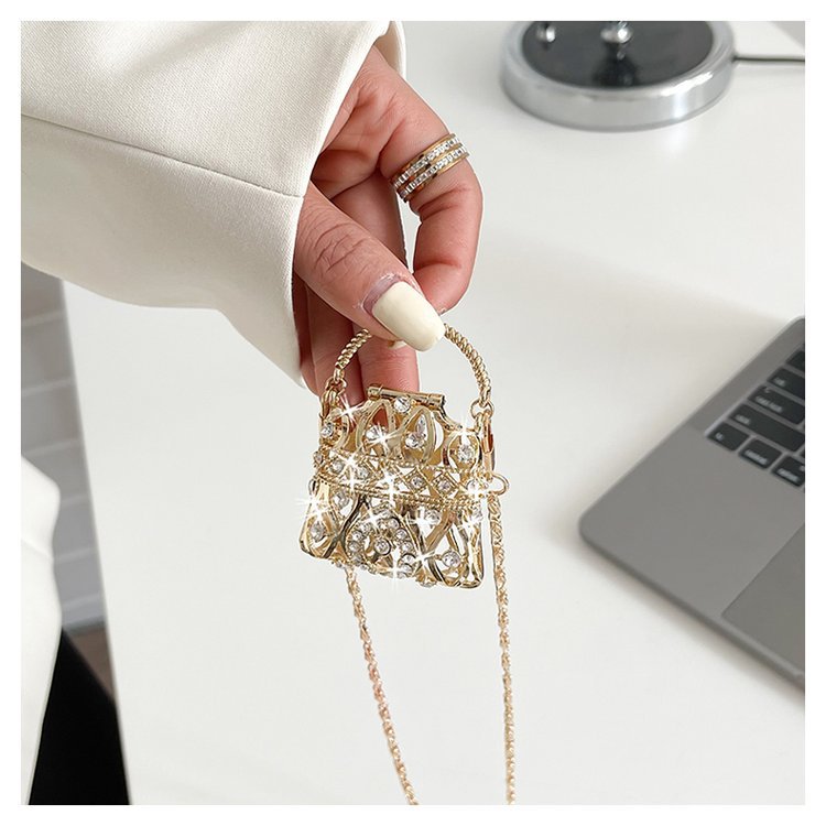 Mini decorative fashion simple chain shoulder bag 2024 autumn new fashion banquet shoulder chain small