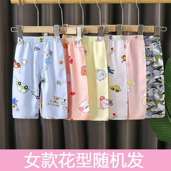 Mid-length trousers - women's random