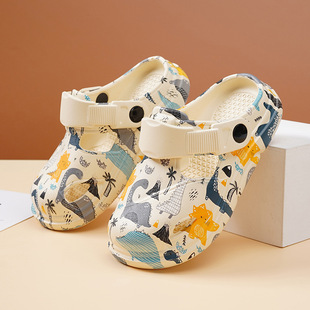 Summer New Style Slippers for Boys and Girls, Baotou, Breathable, Cute and Durable, Cartoon Home Outdoor Graffiti Soft Slippers