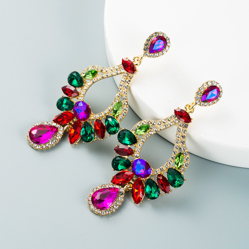 Fashion Vintage Inlaid Colorful Rhinestone Geometric Earrings Wholesale Nihaojewelry display picture 3
