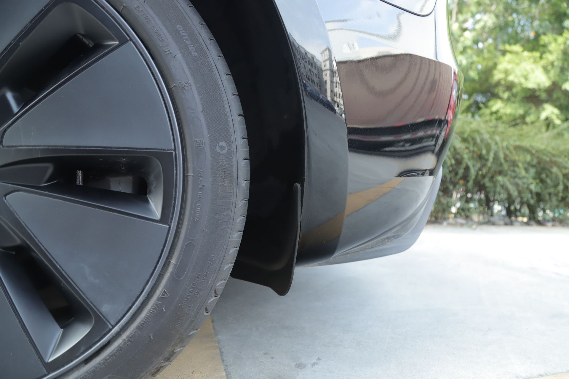 Suitable for Six-Seater Tesla Yl Mudguards, Upgraded Version of Model 3/Y Short Tire Front Mudguards Modification