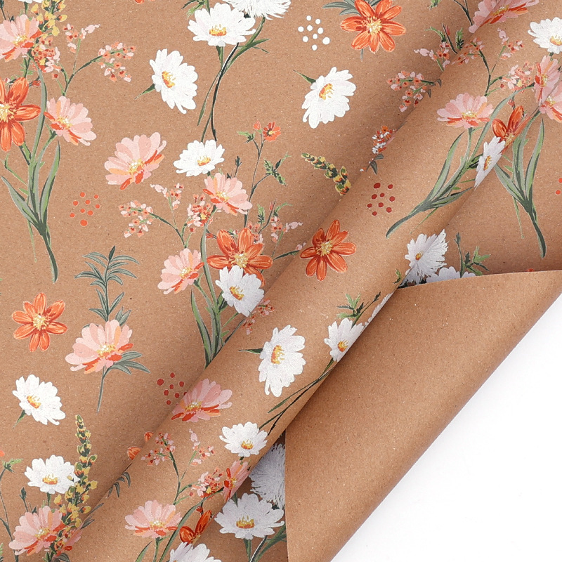 Papel de Regalo Kraft Impreso con Flores Estilo Pintado a Mano para Regalos de Cumpleaños