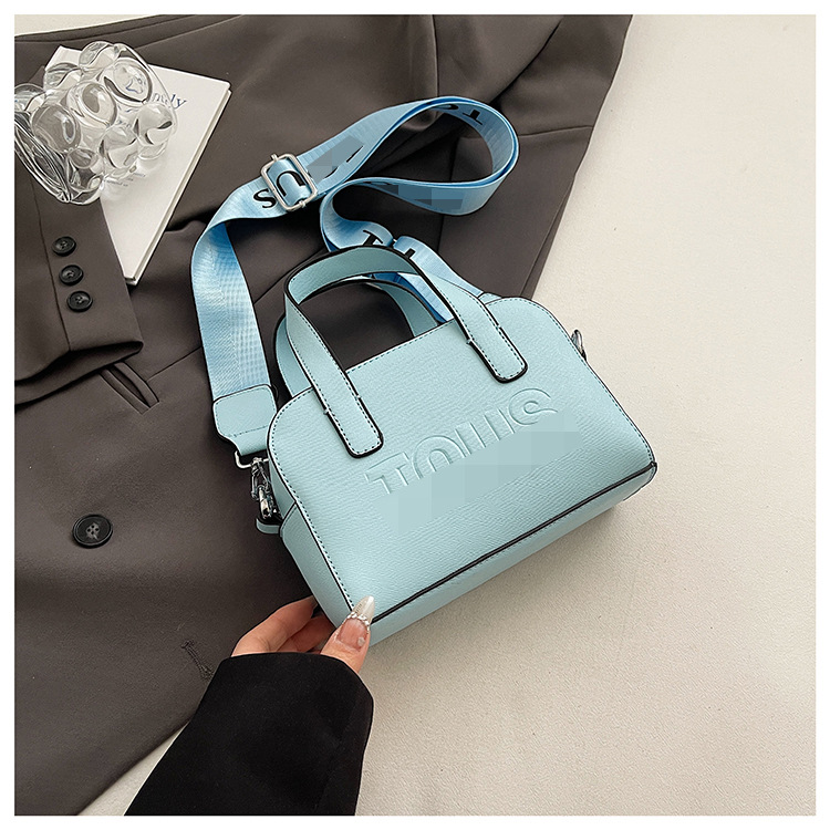 Bolso de mano con letras transfronterizas para mujer bolso Boston de gran capacidad color puro estilo occidental retro cuero suave temperamento moda bolso diagonal