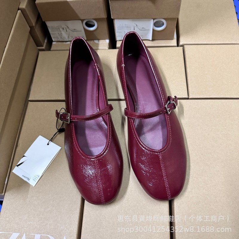 Red Sheepskin Ballet Shoes for Women, 2025 Spring and Autumn, Shallow Mary Jane Shoes with Single Strap, Flat-Soled, European and American Style